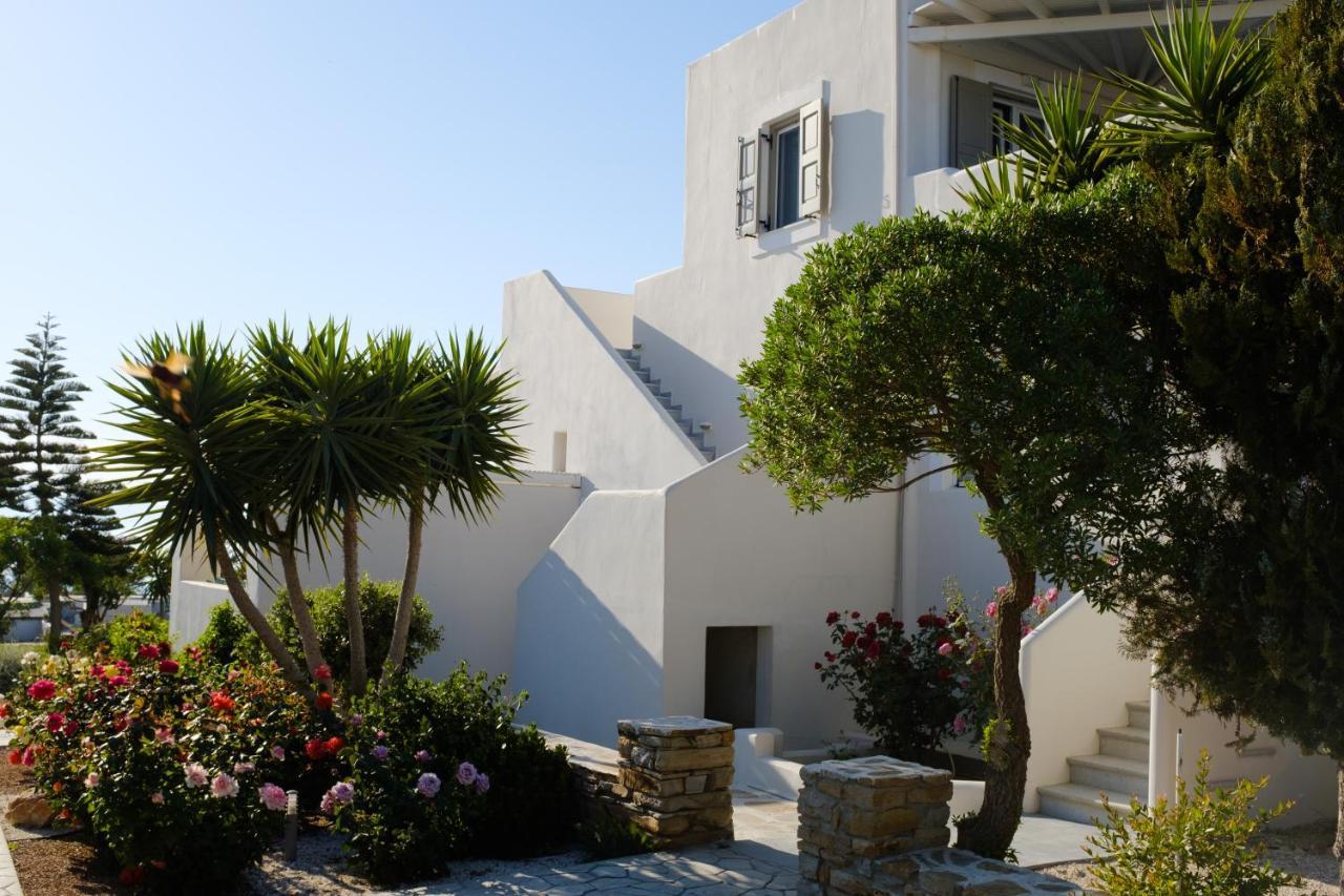 Faros Small & Restaurant Plage d'Aliko