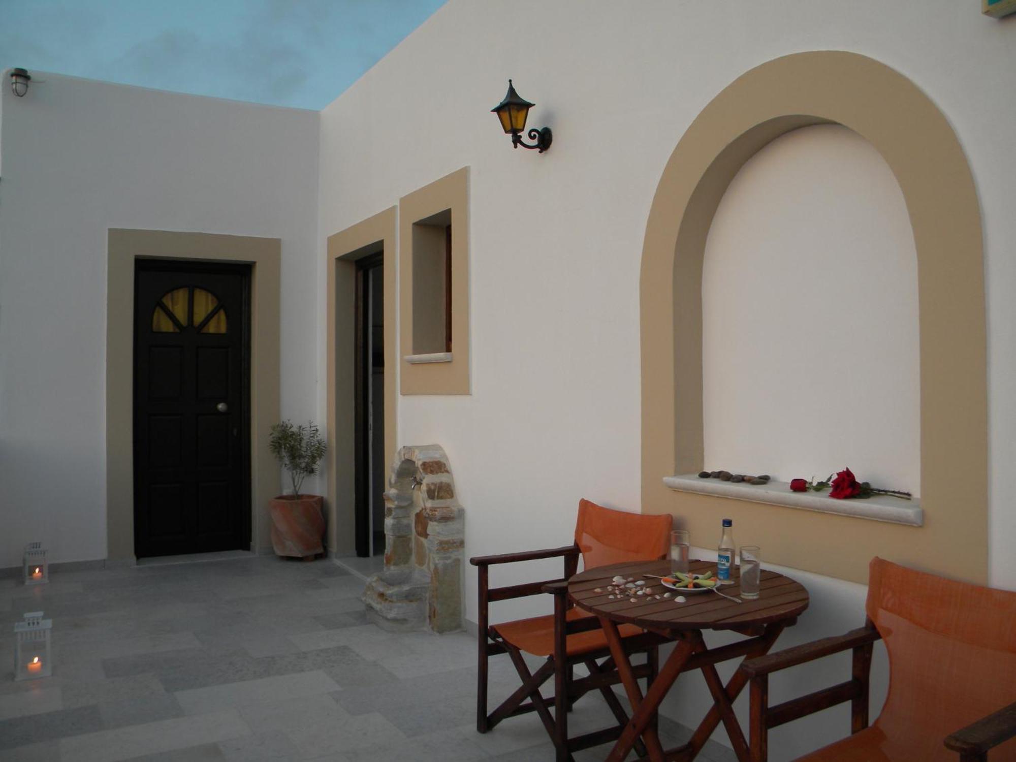 Hotel Faros Small & Restaurant 3*
