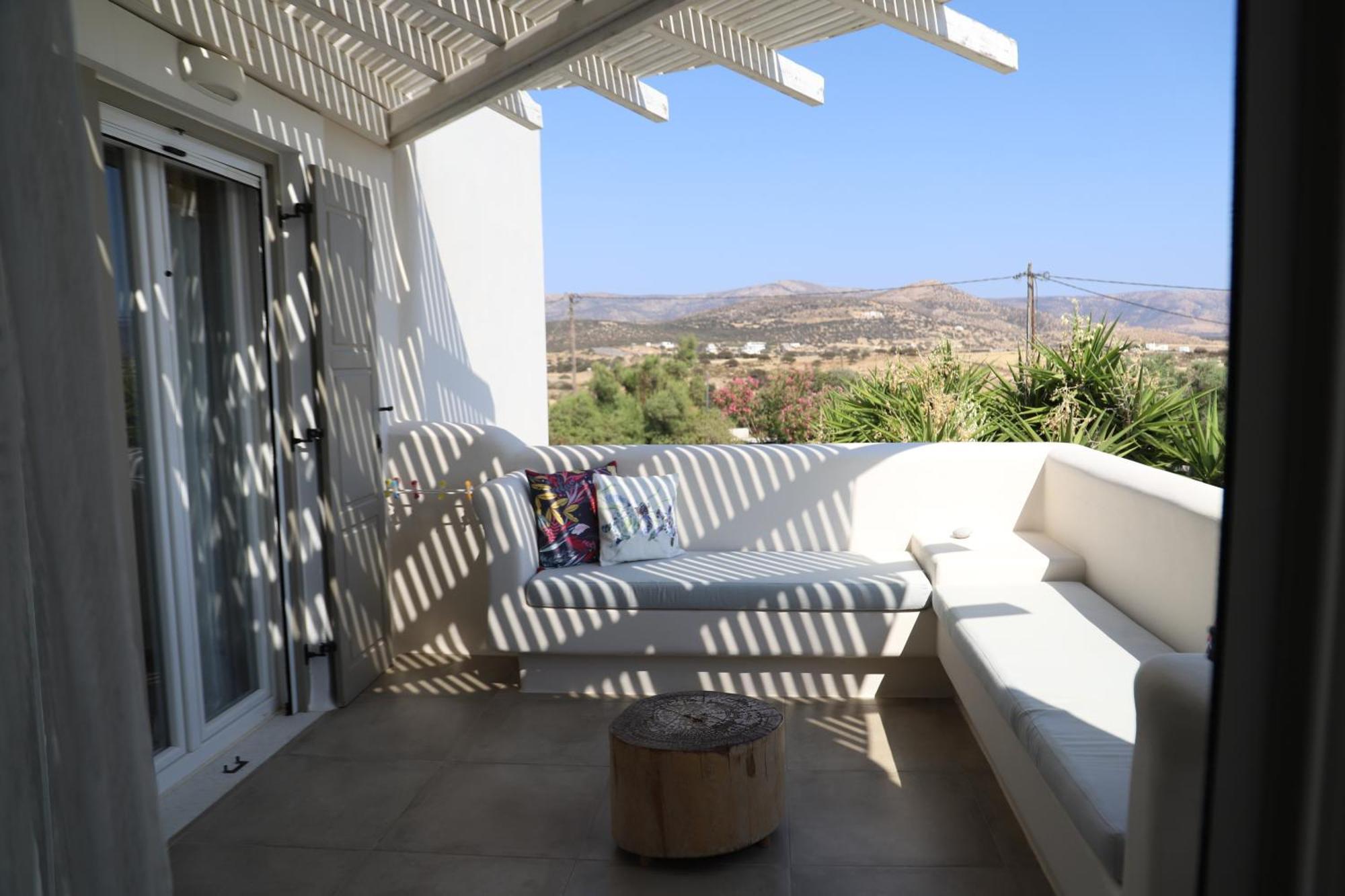 Faros Small & Restaurant 3*