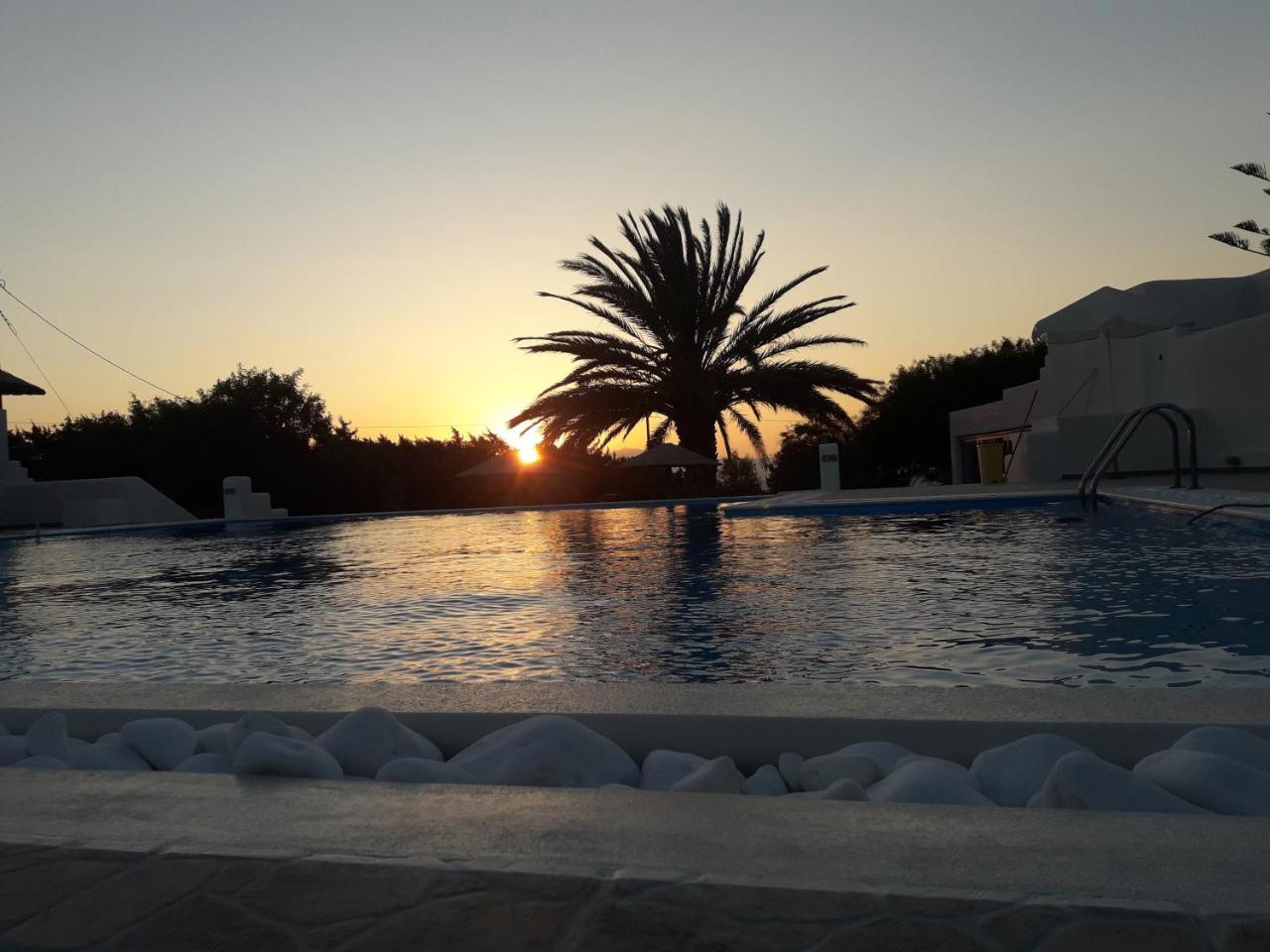 Hotel Faros Small & Restaurant Plage d'Aliko